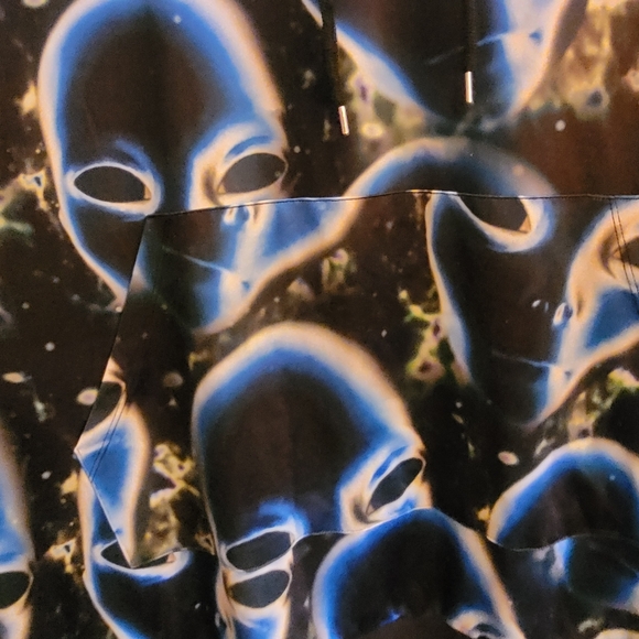 ASOS alien print short sleeved hoodie - Picture 4 of 7